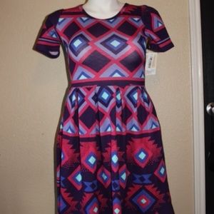 New LuLaRoe Amelia Dress in Medium